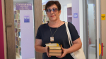 «Библиотека на дому»: борисоглебские библиотекари привозят книги на дом к жителям с ОВЗ